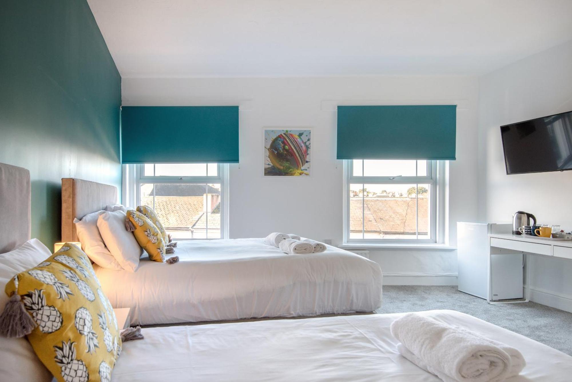 Royal Ashton Townhouse - Taunton Hotel Phòng bức ảnh